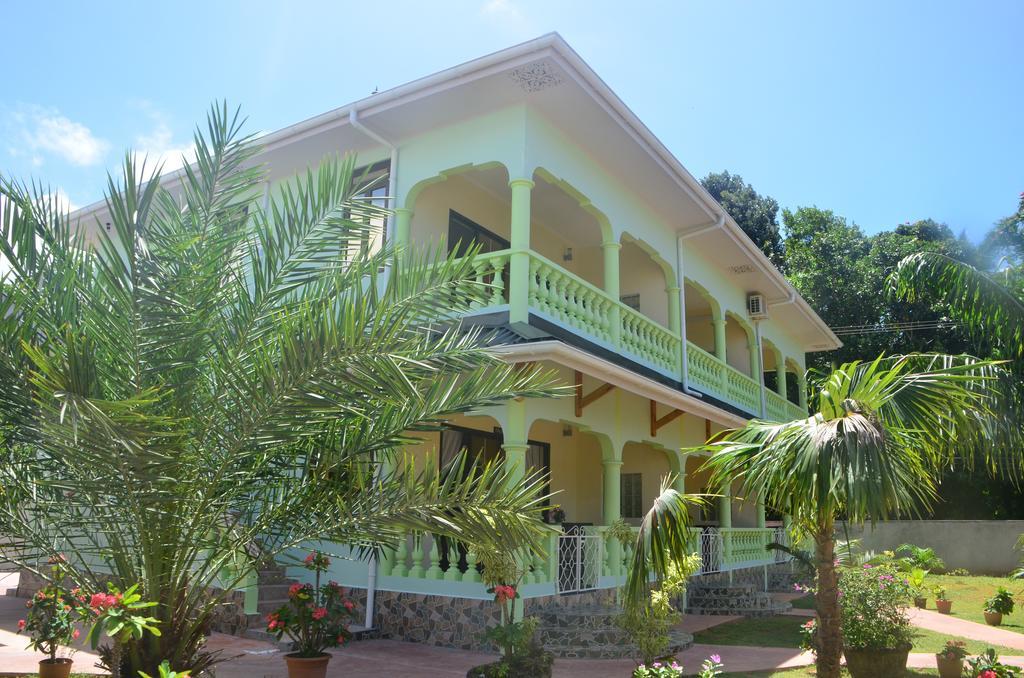 Green Palm Self Catering Anse aux Pins Екстер'єр фото