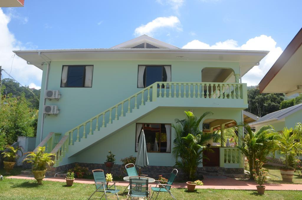 Green Palm Self Catering Anse aux Pins Екстер'єр фото